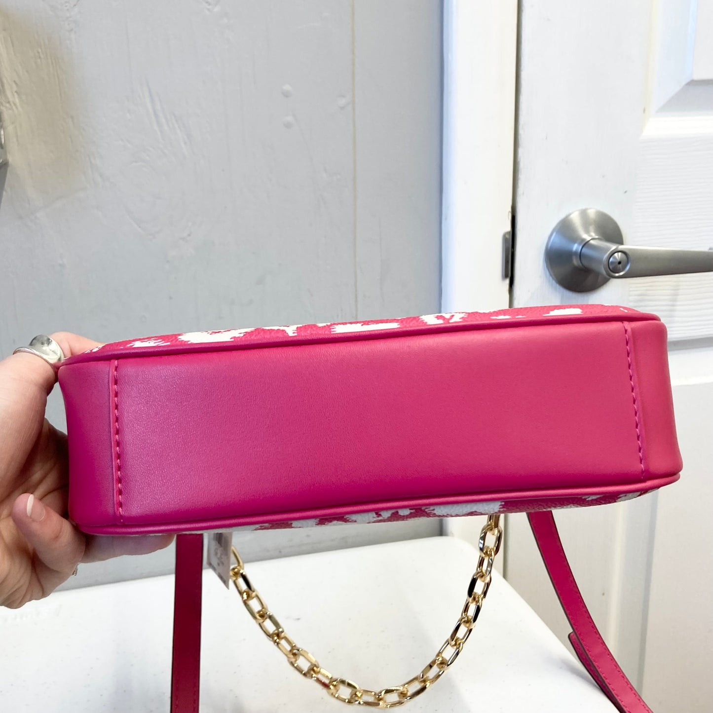 Crossbody Designer By Michael Kors In Pink & White, Size:Small