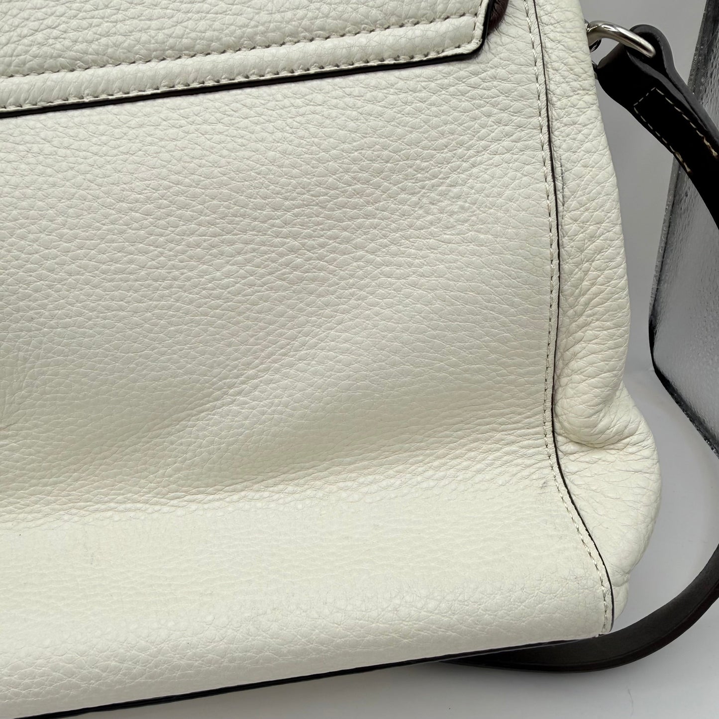 Handbag Designer By Kate Spade, Size: Medium