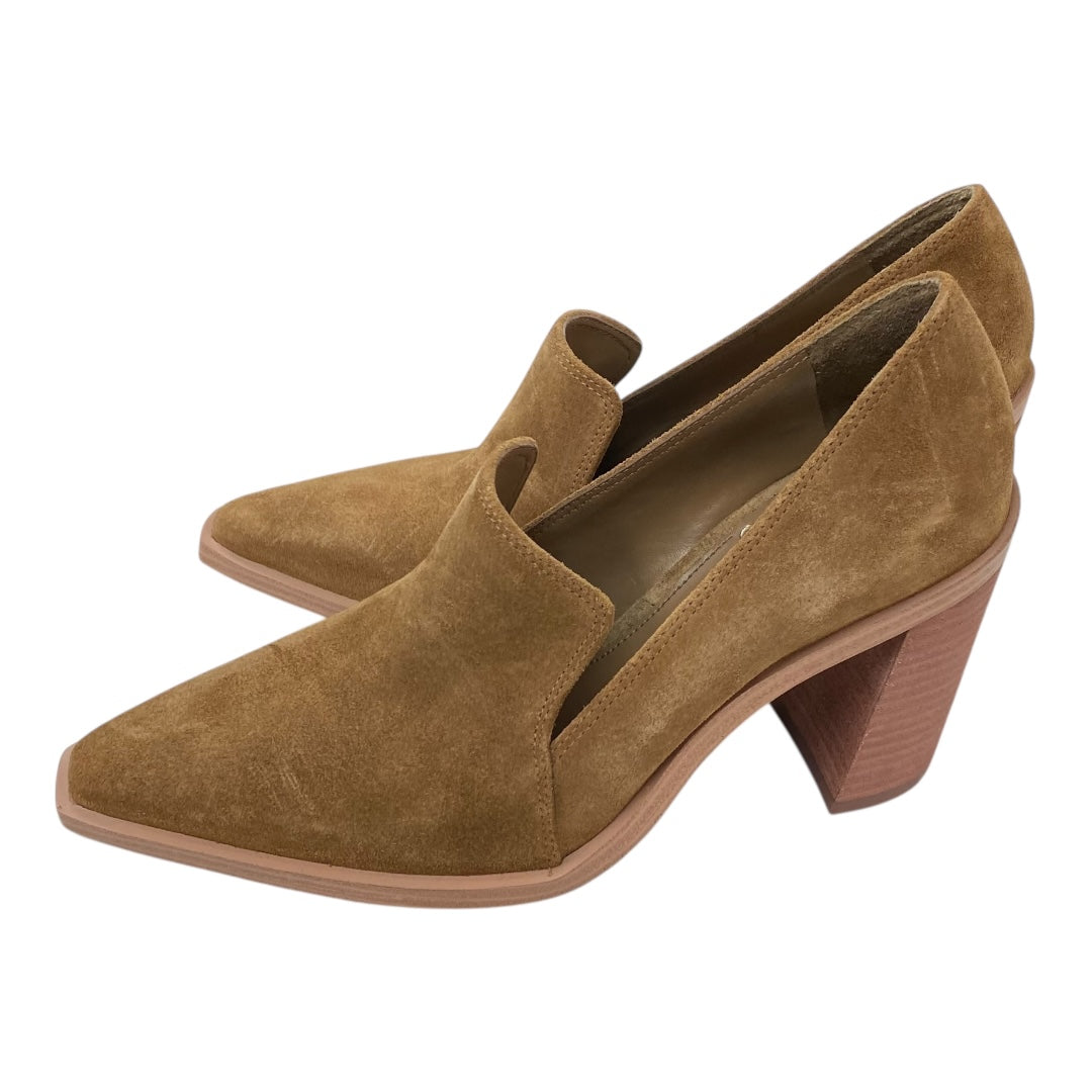 SHOES HEELS BLOCK by VINCE CAMUTO In BROWN, Size: 6.5