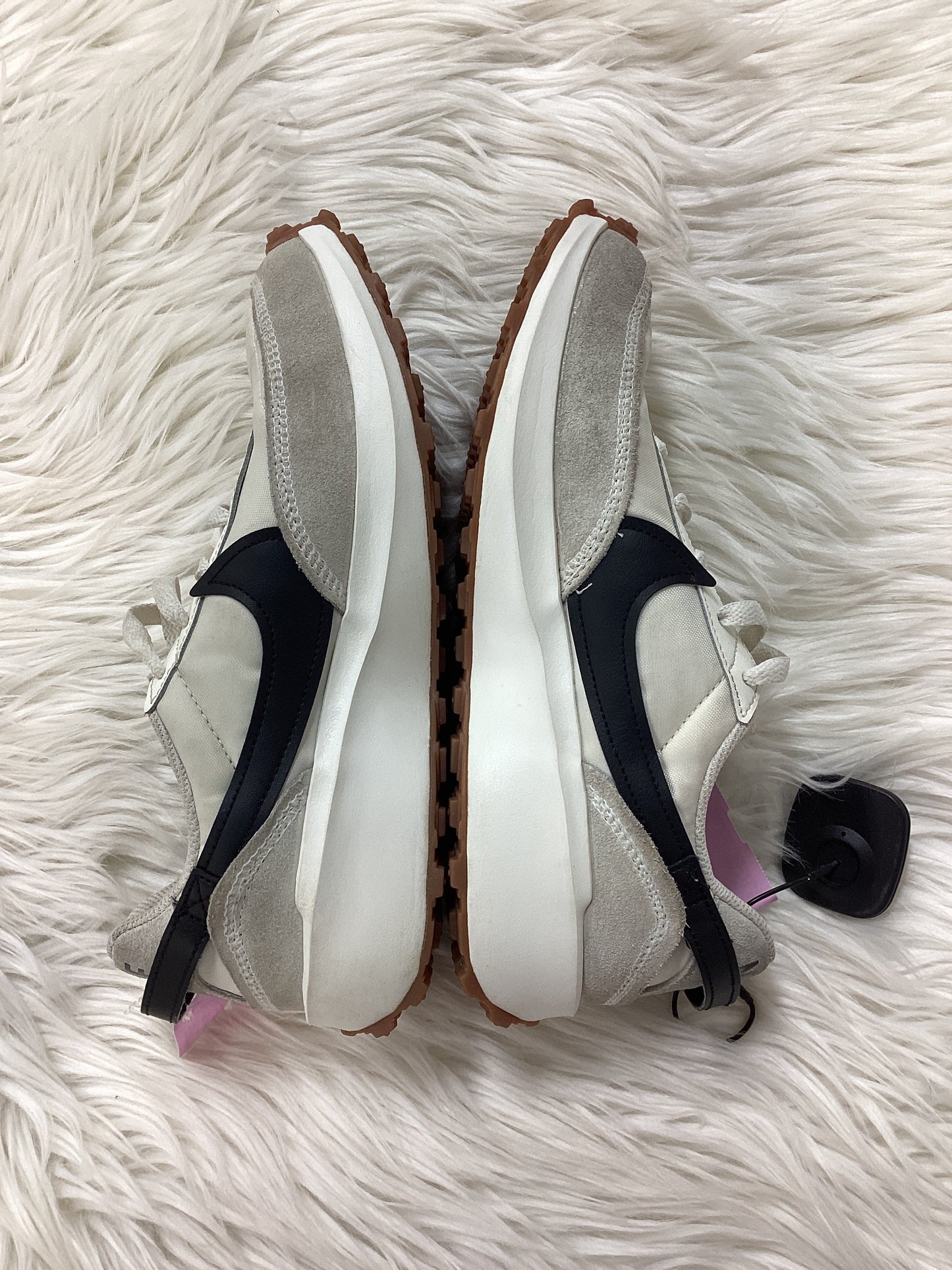 Shoes Athletic By Nike In Cream, Size:8.5