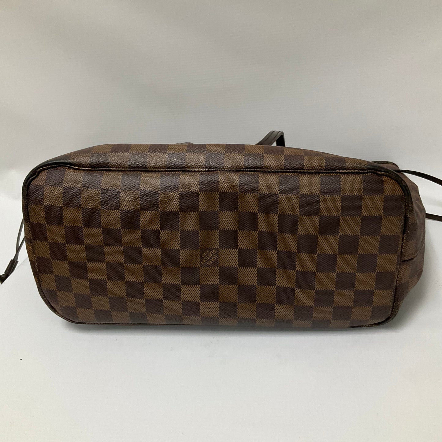Handbag Luxury Designer By Louis Vuitton, Size: Medium