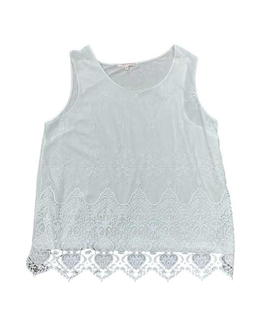 Top Sleeveless By Clothes Mentor In White, Size:2X