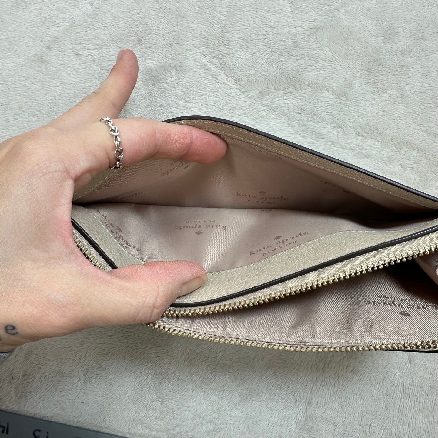 Wristlet Designer By Kate Spade, Size: Small