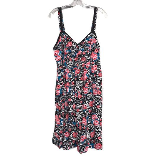 Dress Casual Short By Torrid In Black & White, Size:2X