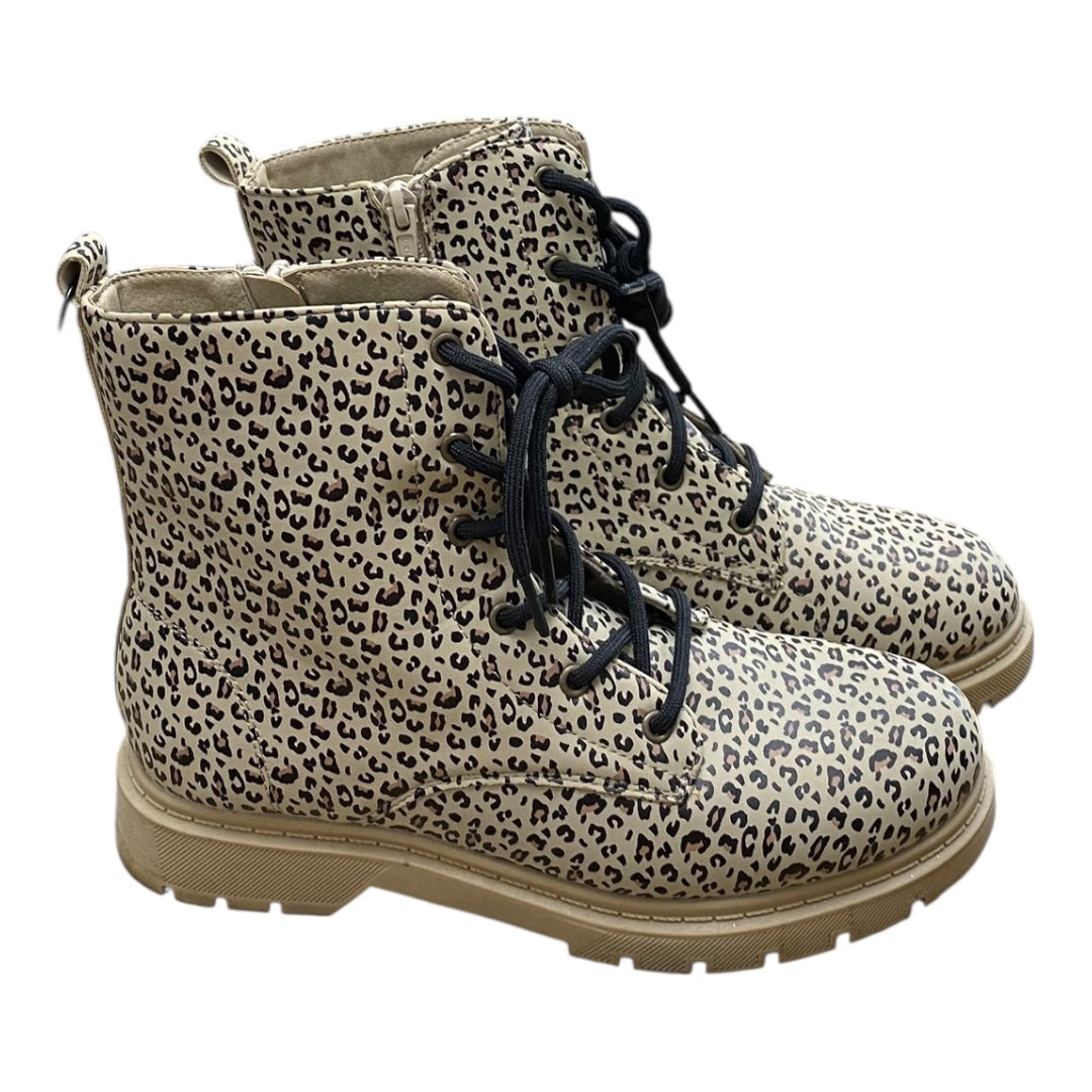 Boots Ankle Flats By Serra In Animal Print, Size:9