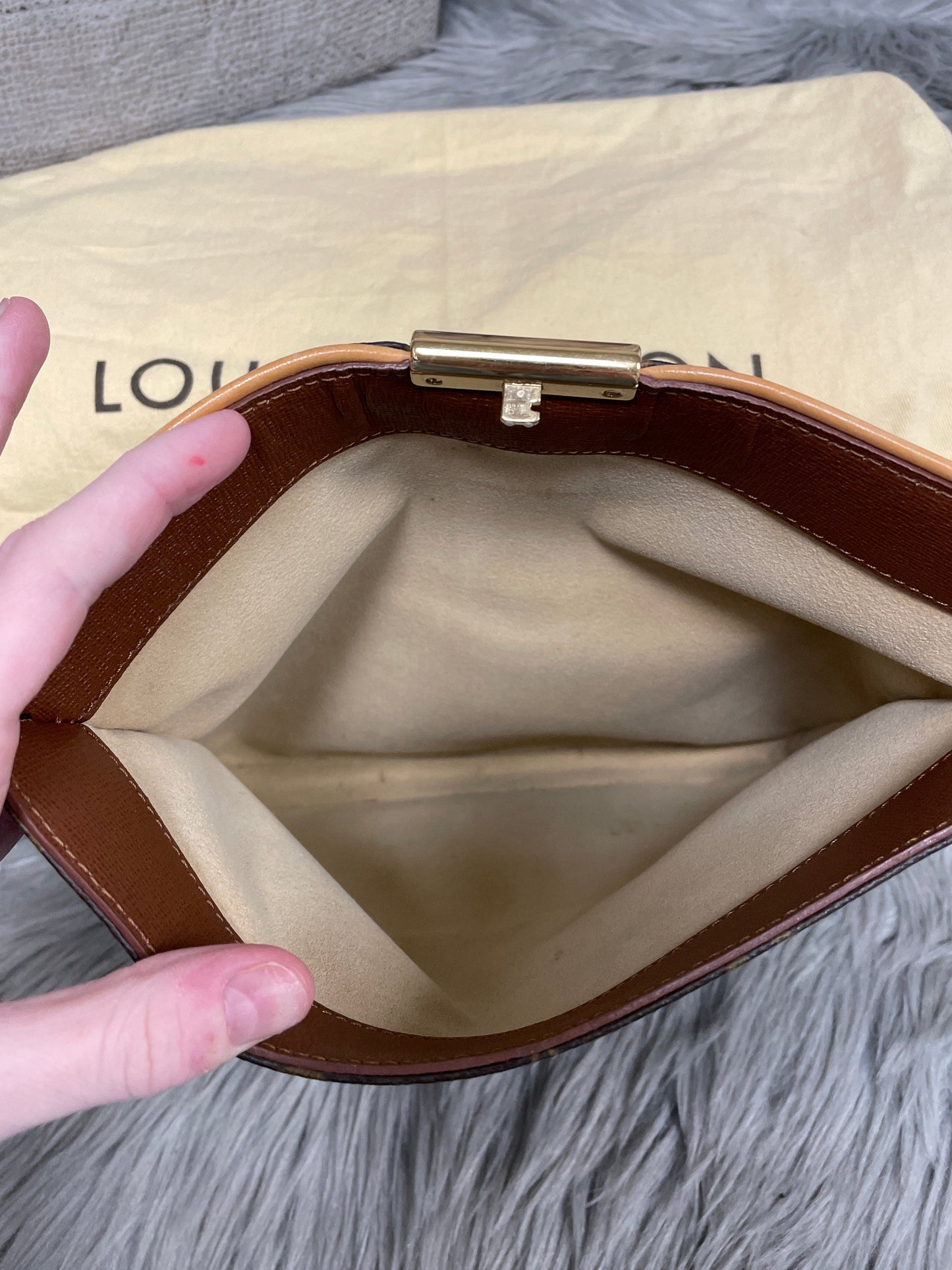 Clutch Luxury Designer By Louis Vuitton, Size: Medium