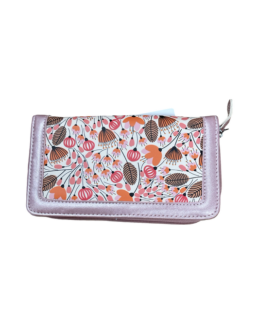 Wallet By Clothes Mentor In Pink, Size:Medium