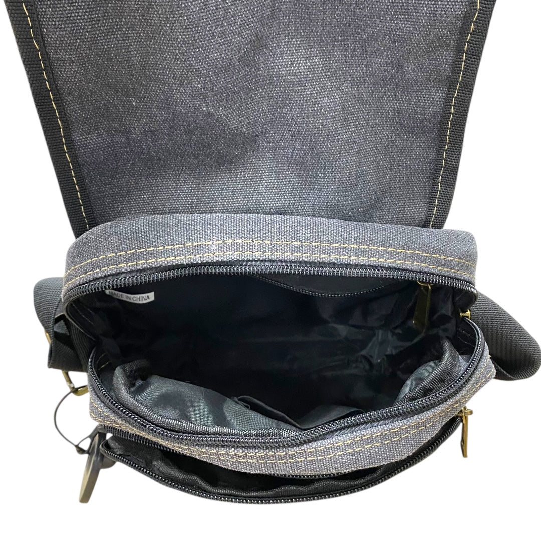 Handbag By Clothes Mentor In Grey, Size:Small