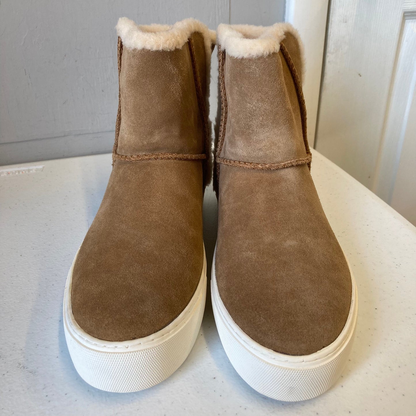 Boots Designer By Ugg In Brown, Size:8
