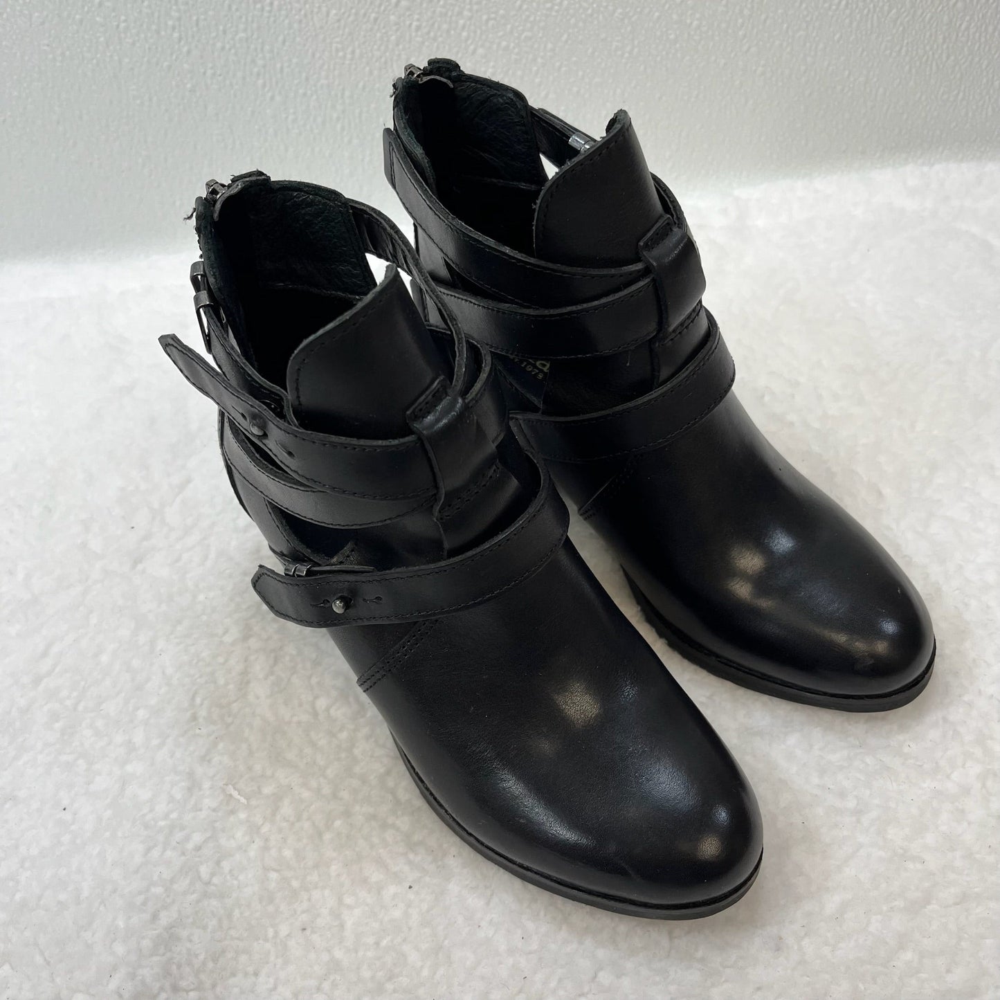 Black Boots Ankle Heels Bussola