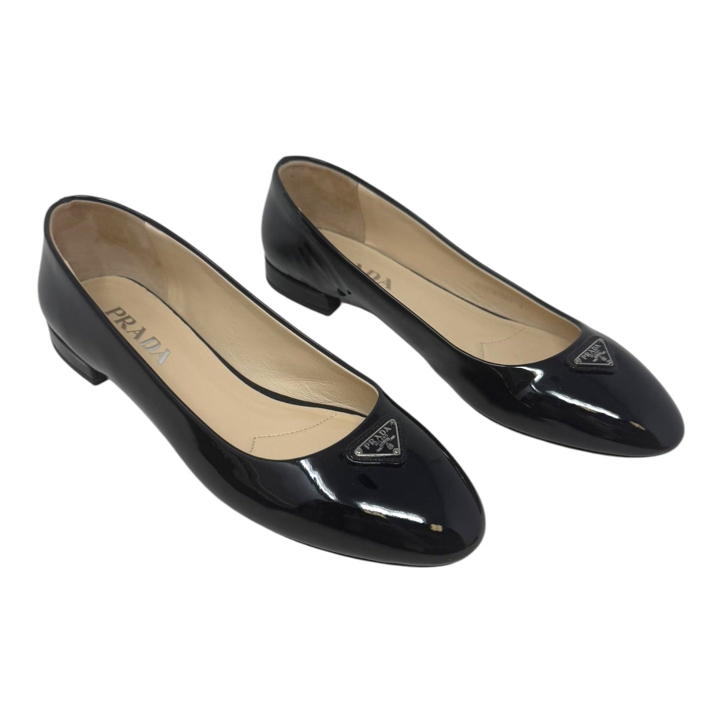 Logo Ballerina Flats Luxury Designer By Prada In Black Patent Leather, Size: 9