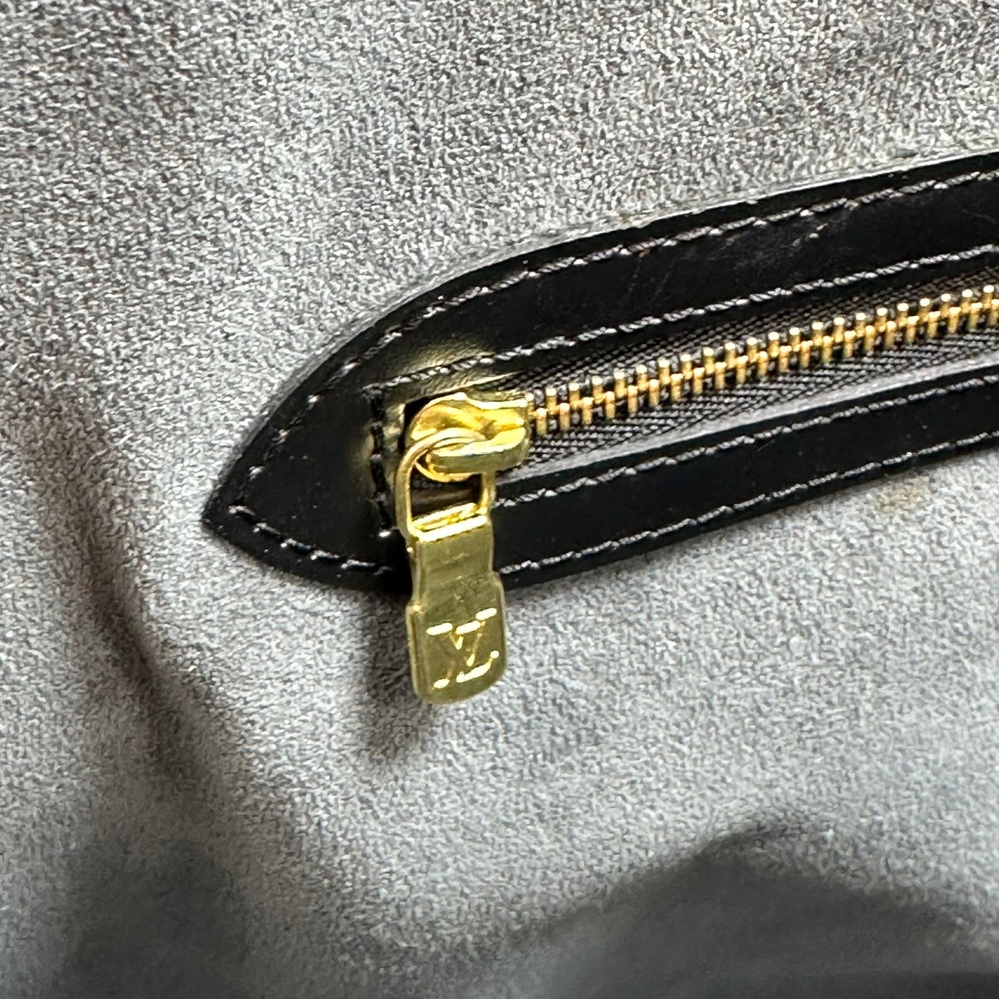 EPI LUSSAC Handbag Luxury Designer By Louis Vuitton, Size: Medium