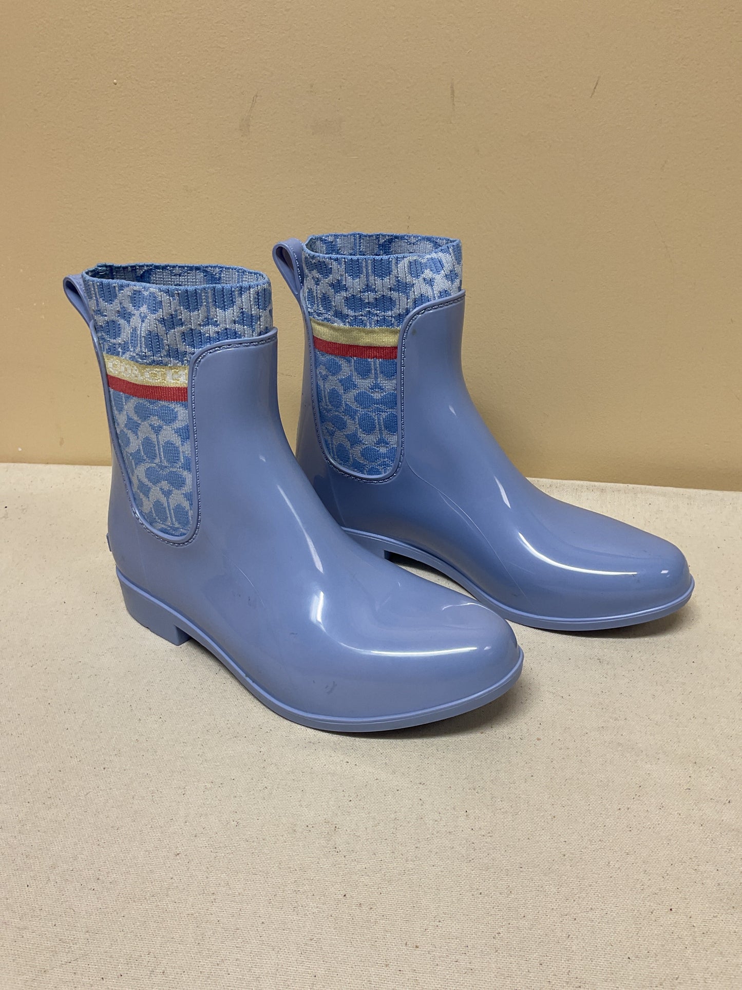 Boots Designer By Coach In Purple, Size:6