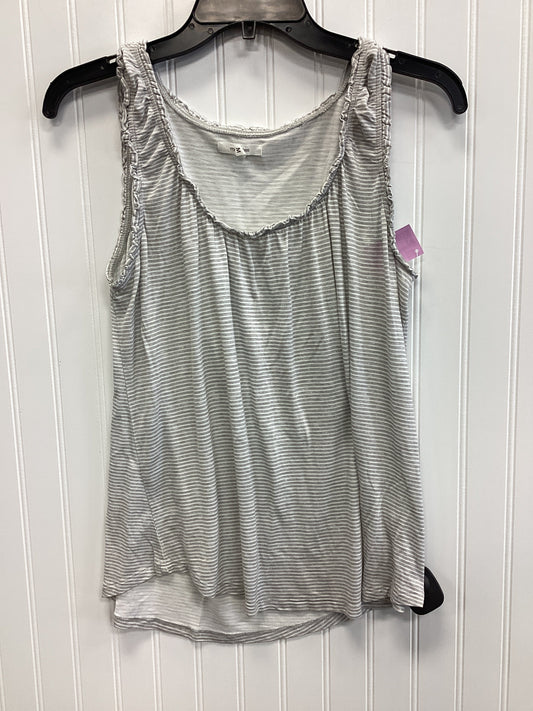 Top Sleeveless By Maurices In Grey, Size:M