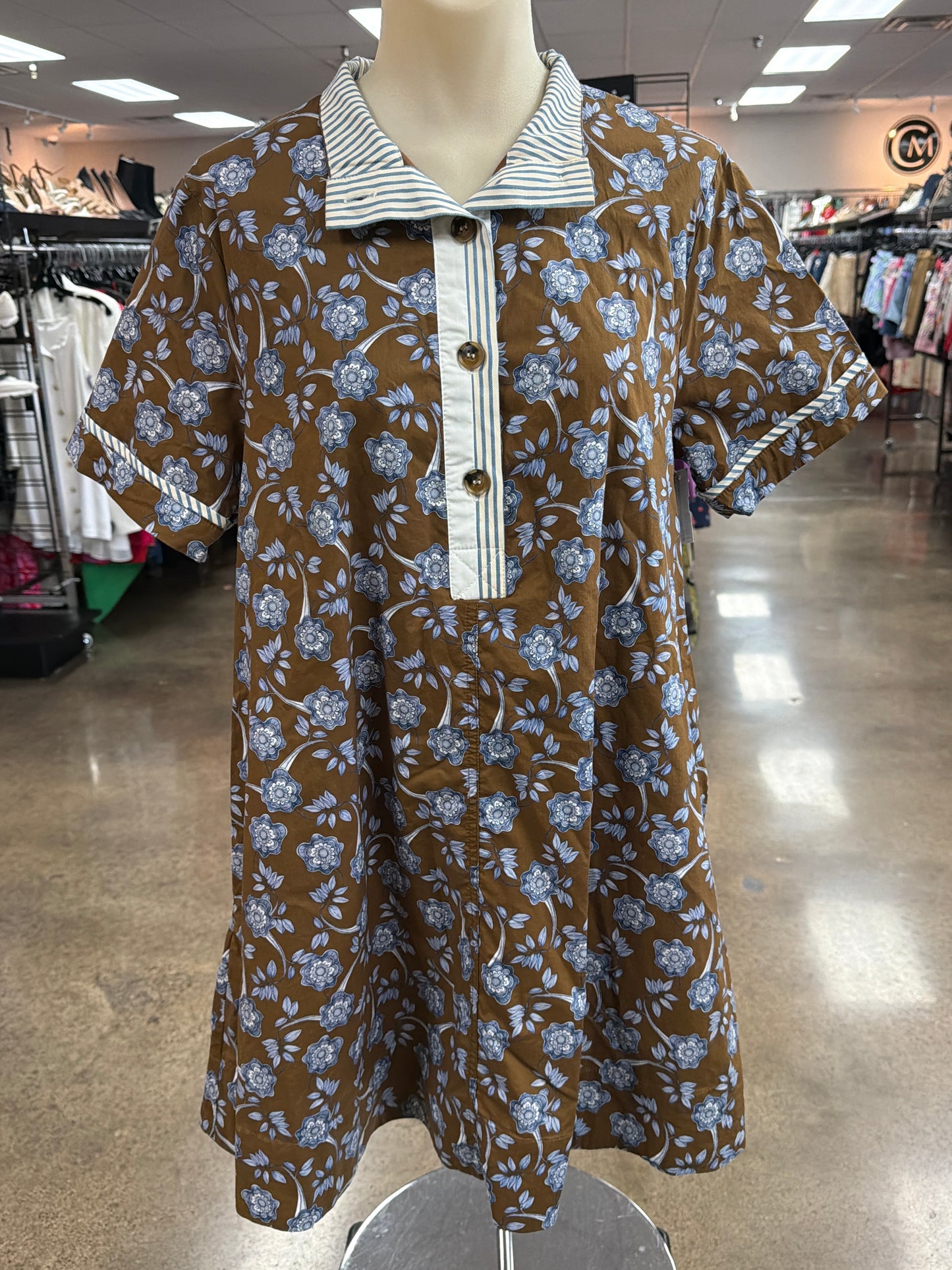 Dress Casual Short By Entro In Blue & Brown, Size:M