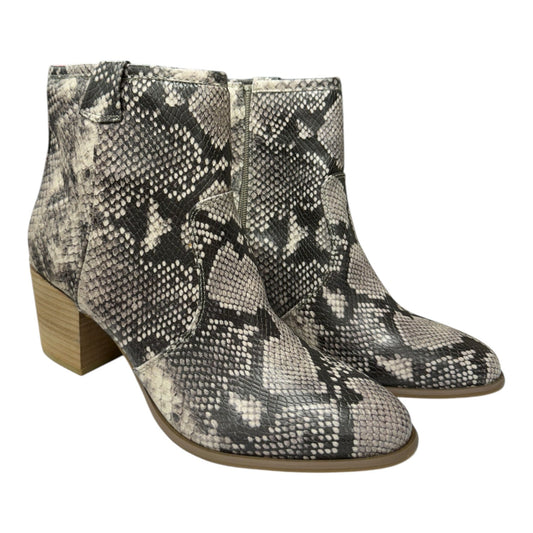 Boots Ankle Flats By Carlos By Carlos Santana In Brown, Size:10