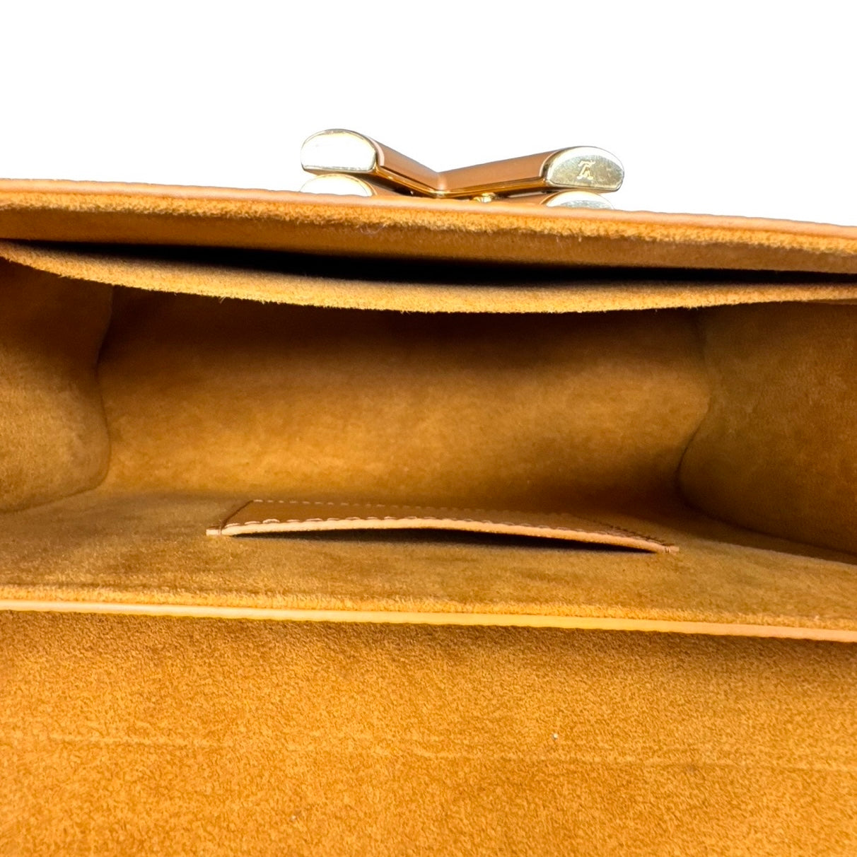 Epi Twist MM Handbag Luxury Designer By Louis Vuitton In Gold Full Set, Size:Medium (MM)
