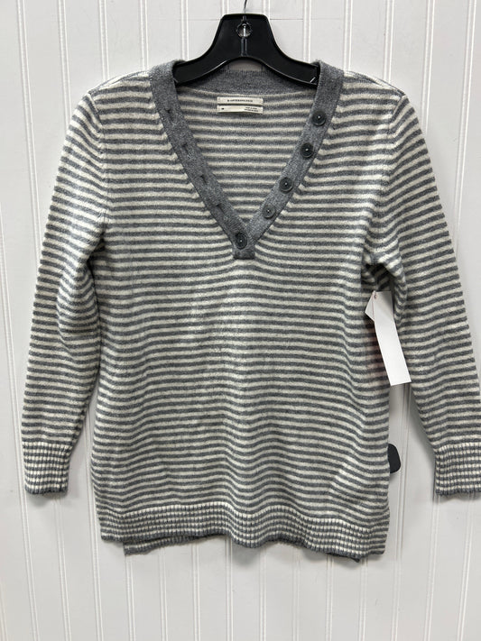 Top Ls By Anthropologie In Grey & White, Size:Xs