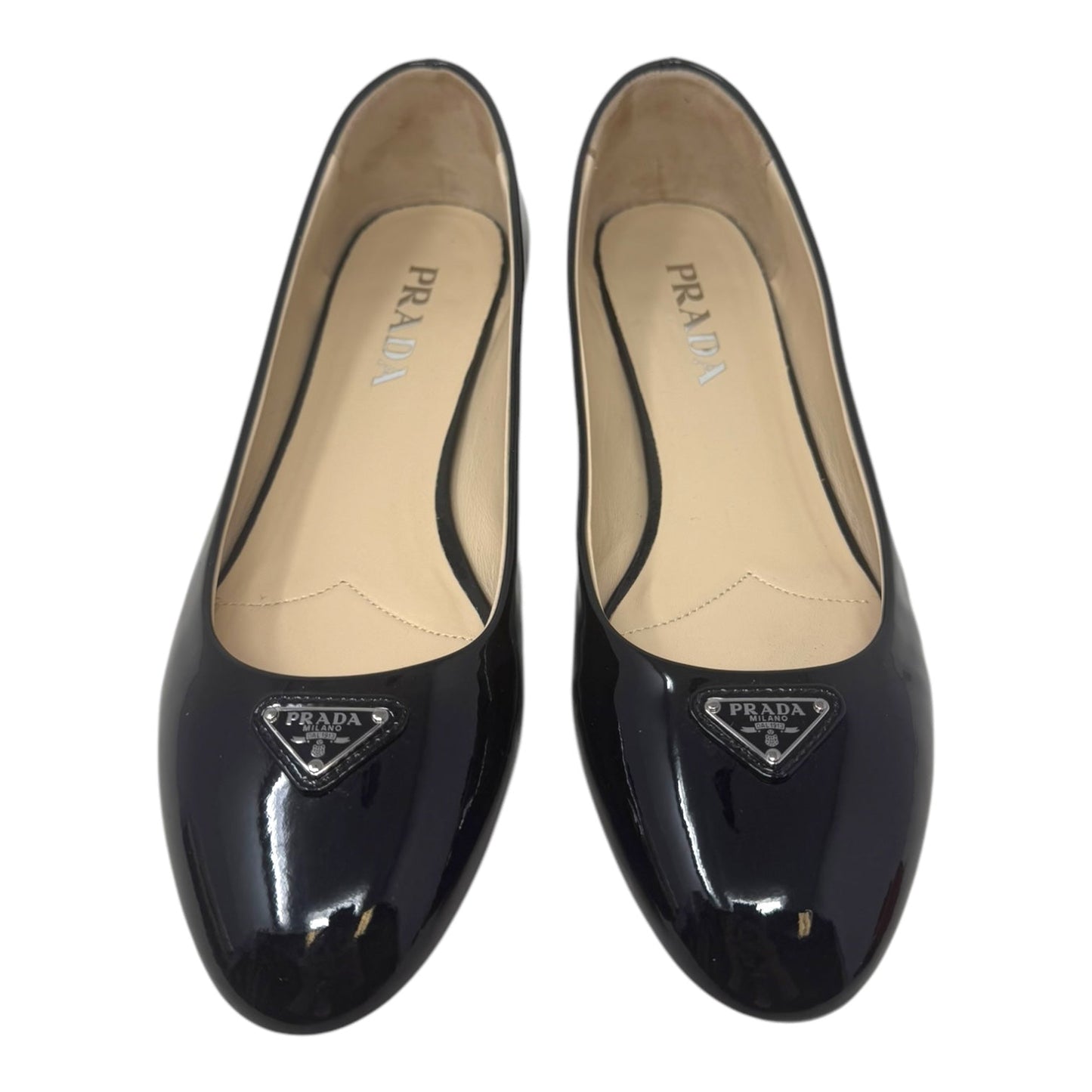 Logo Ballerina Flats Luxury Designer By Prada In Black Patent Leather, Size: 9