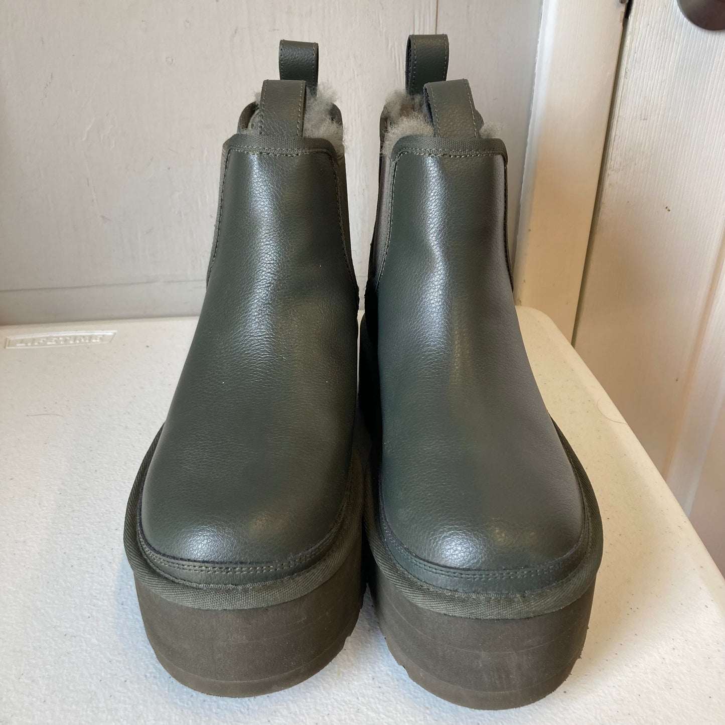 Boots Designer By Ugg In Green, Size:7