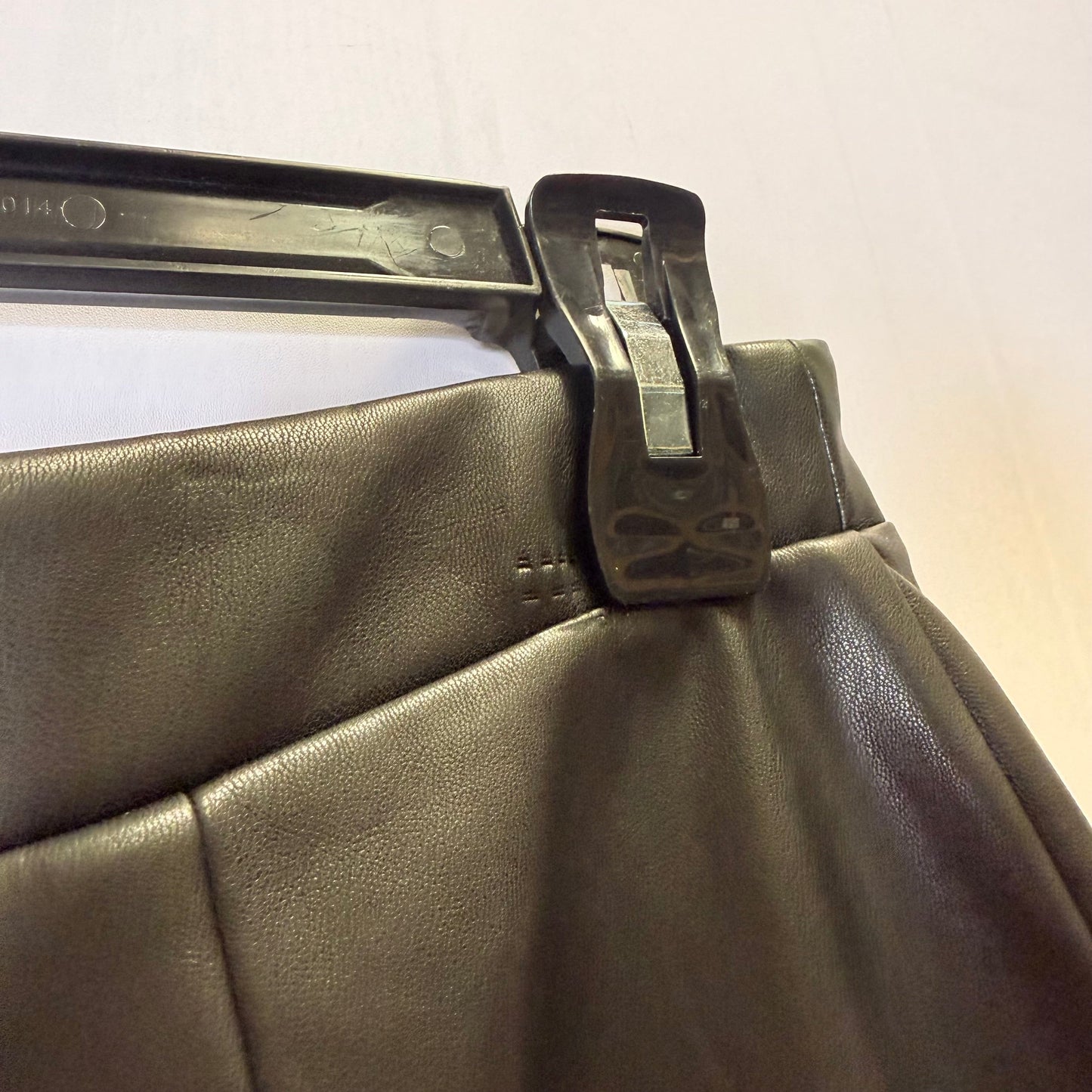 Skirt Mini & Short By Loft In Black, Size: 12