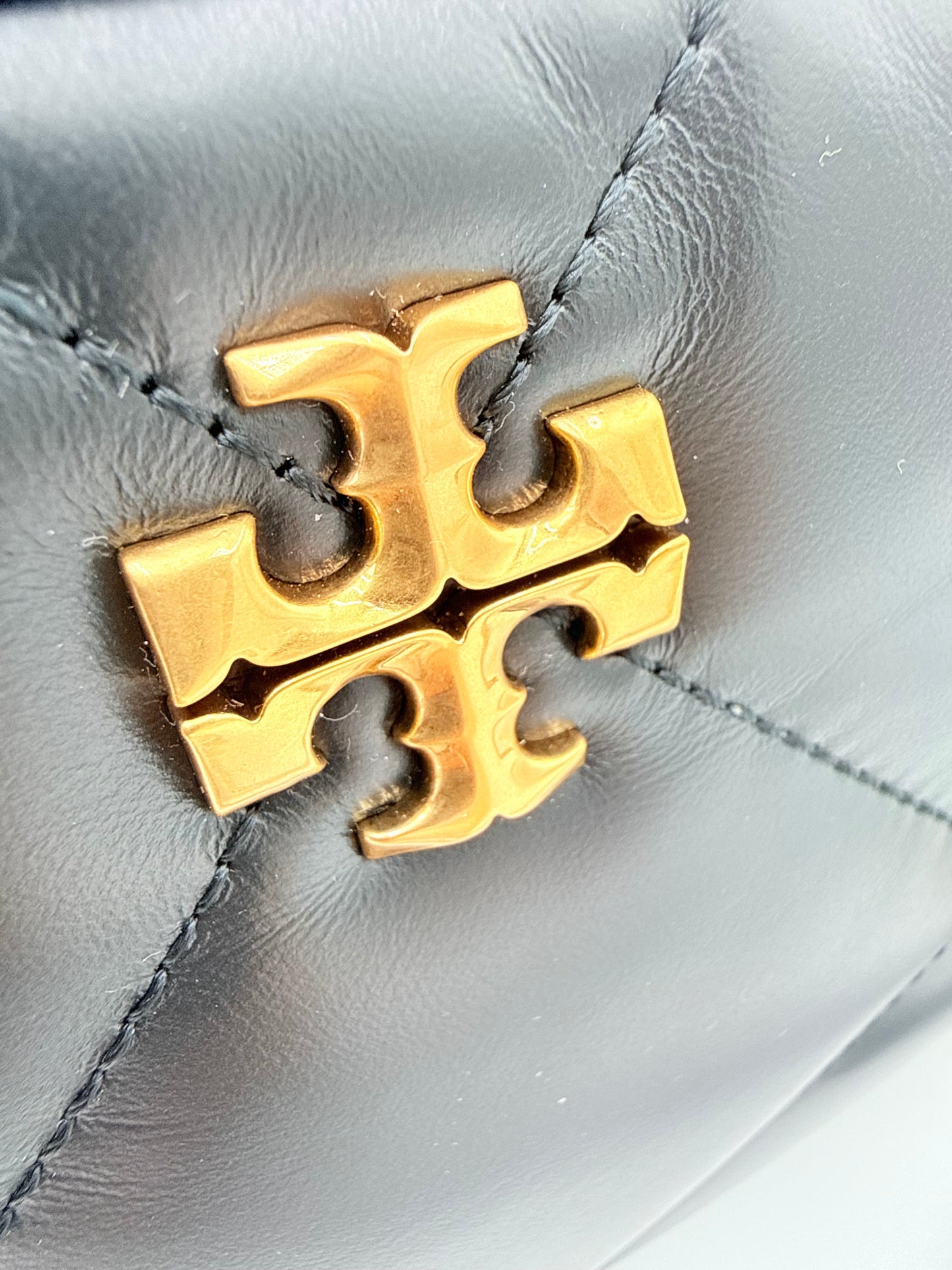 Crossbody Designer By Tory Burch, Size: Small