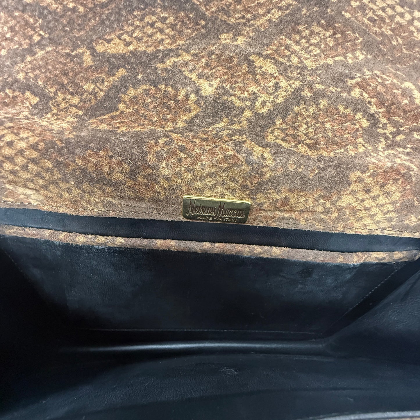 Vintage Snakeskin Crossbody Designer By Neiman Marcus, Size: Medium