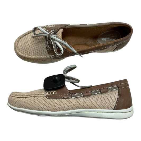 Shoes Flats By Clarks In Tan, Size:8.5