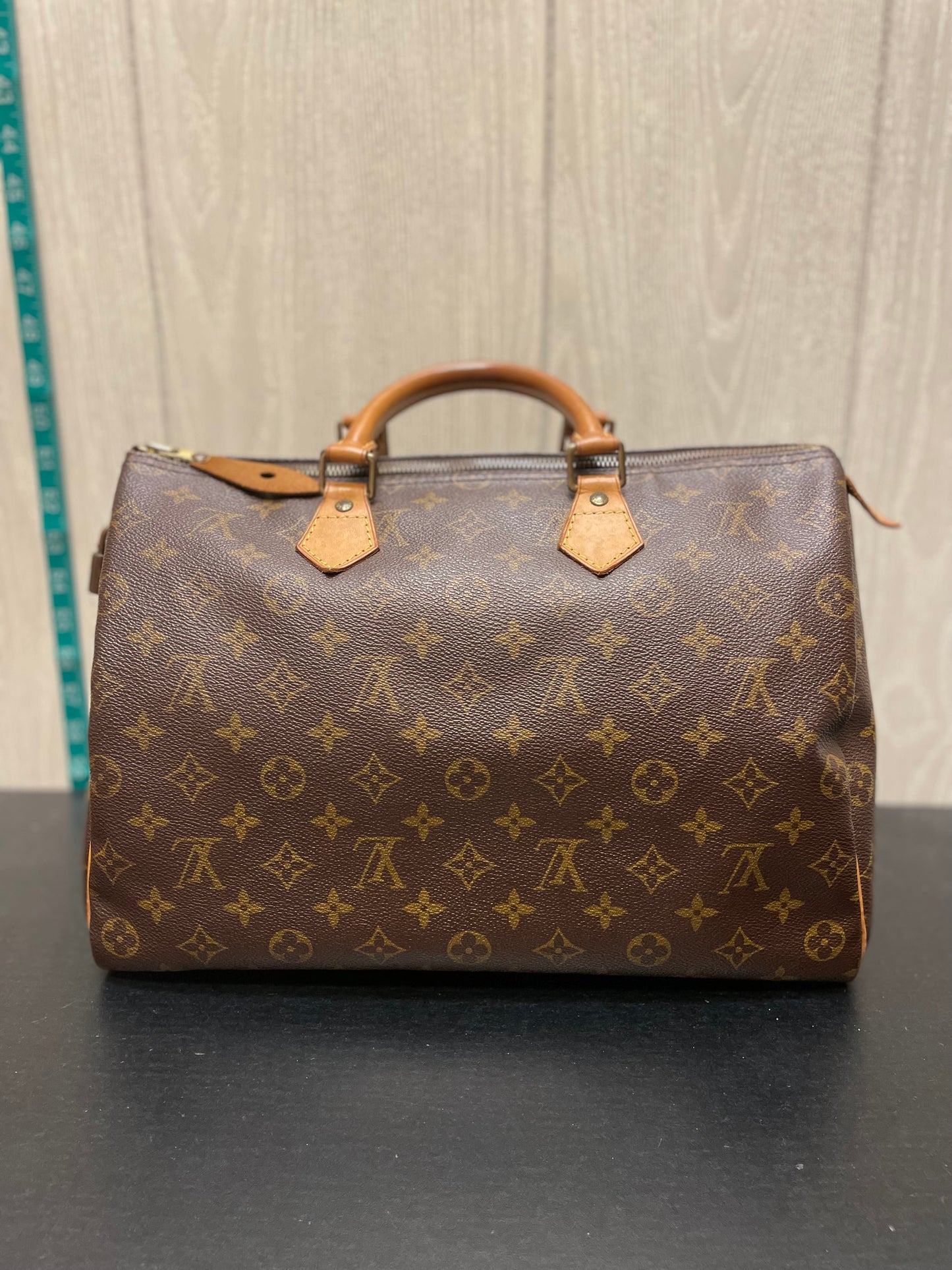 HANDBAG LUXURY DESIGNER by LOUIS VUITTON In BROWN, Size: MEDIUM