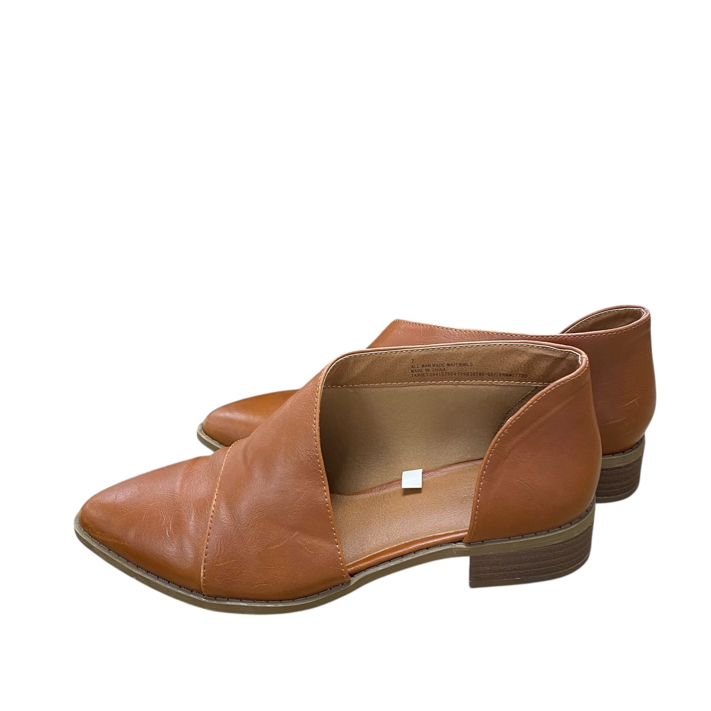 Shoes Flats By Universal Thread In Brown, Size:7