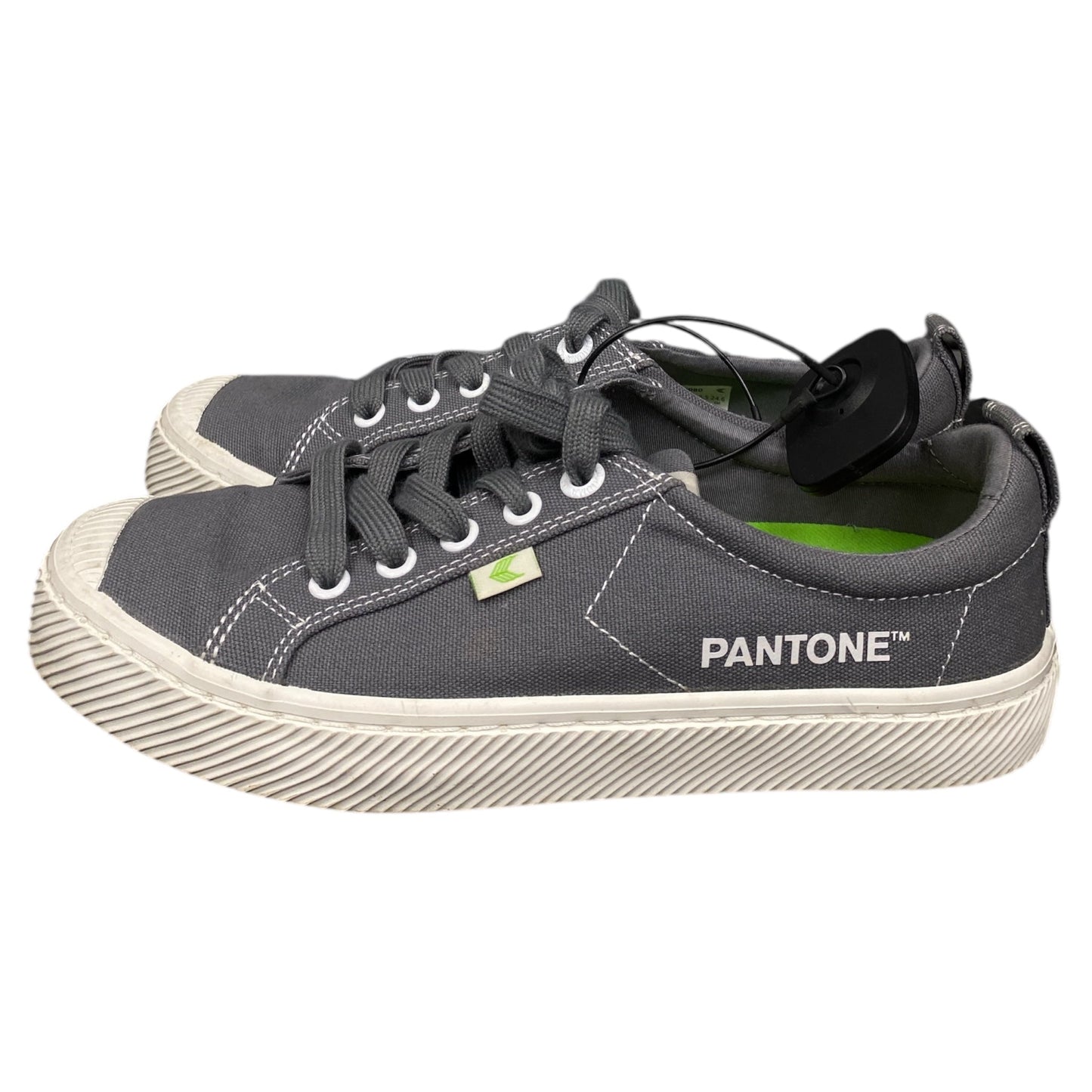 Shoes Sneakers By Cariuma In Grey, Size:8