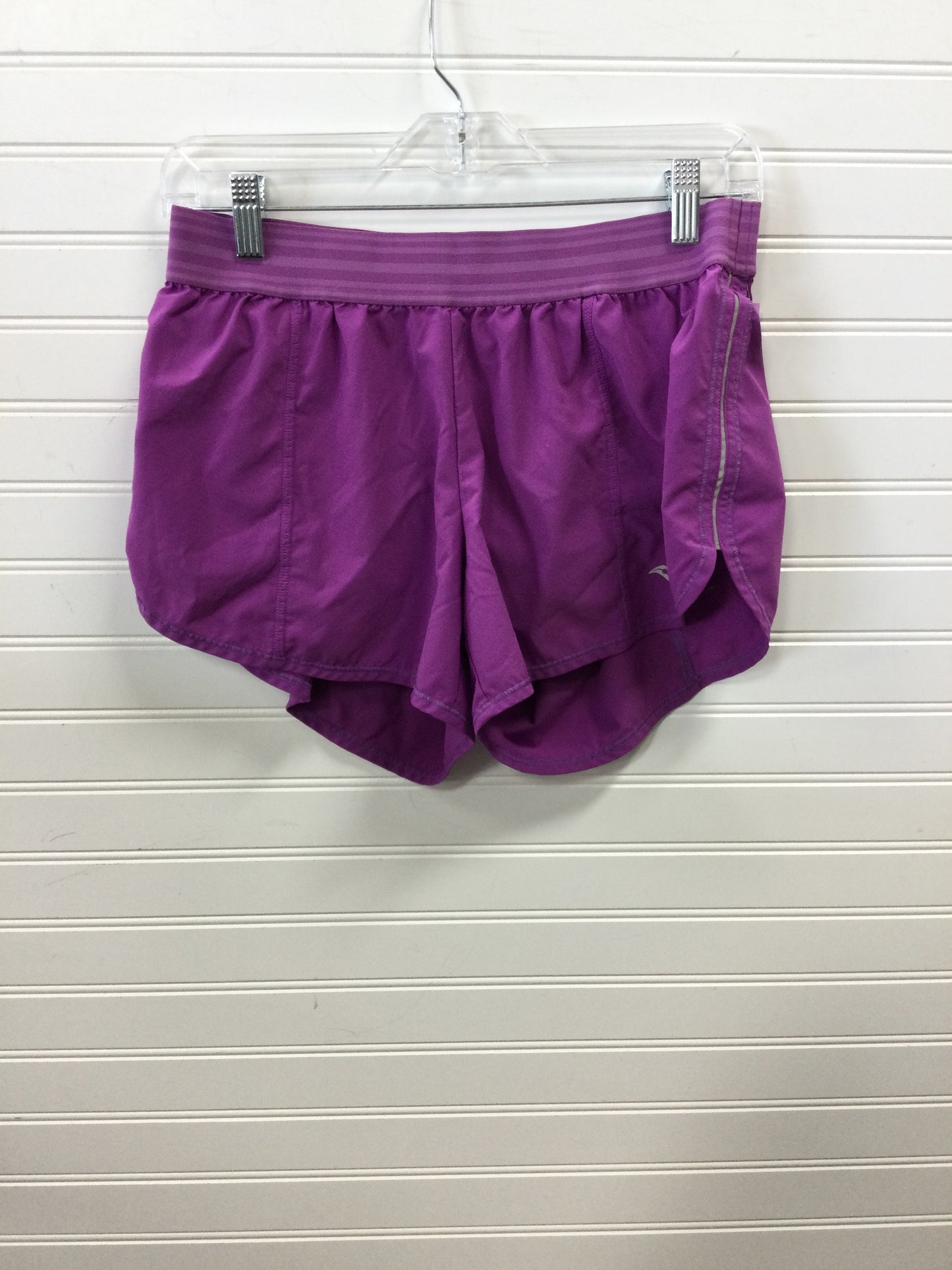 Athletic Shorts By Saucony In Purple, Size:M