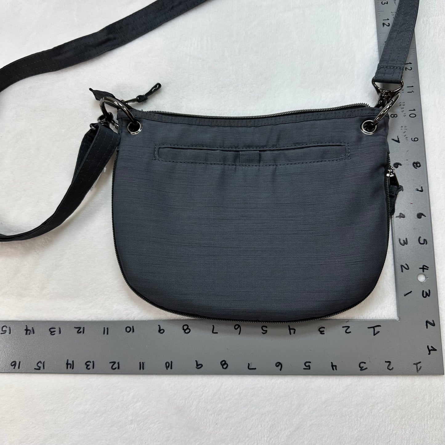 SWIVEL Crossbody By Lug, Size: Small