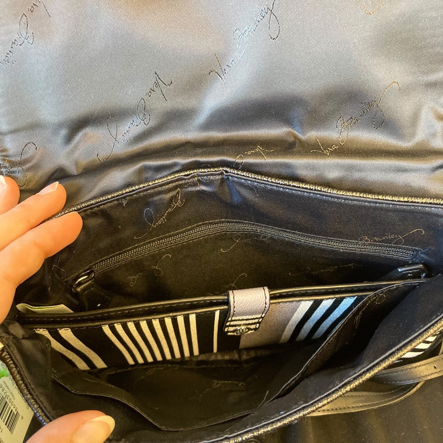 Crossbody By Vera Bradley In Striped Pattern, Size:Medium