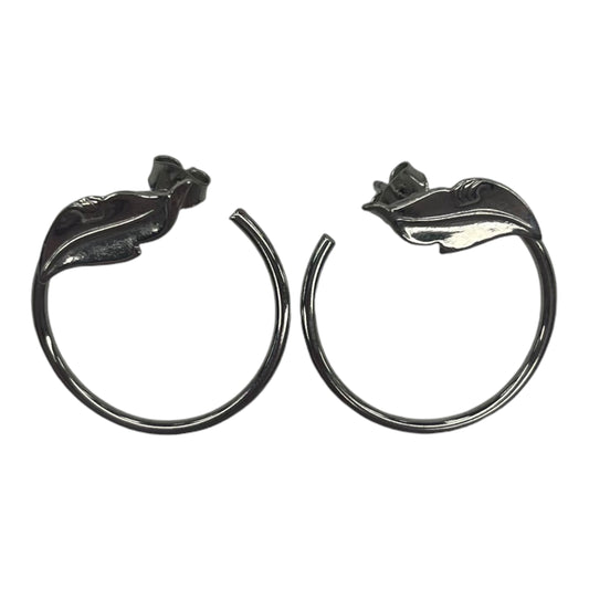 Earrings Hoop By Clothes Mentor In Silver