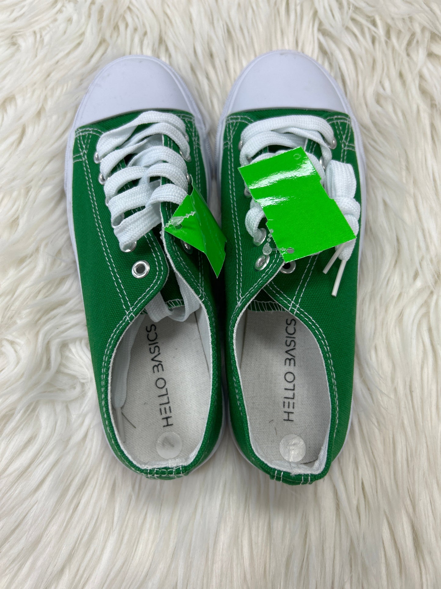 Shoes Sneakers By Clothes Mentor In Green, Size:7