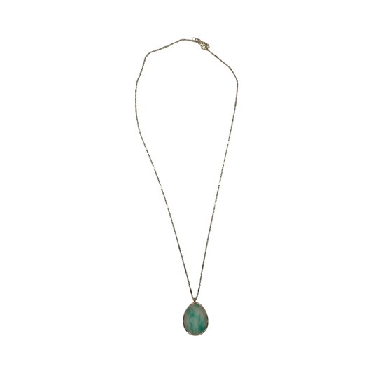 Necklace Pendant By Clothes Mentor In Green