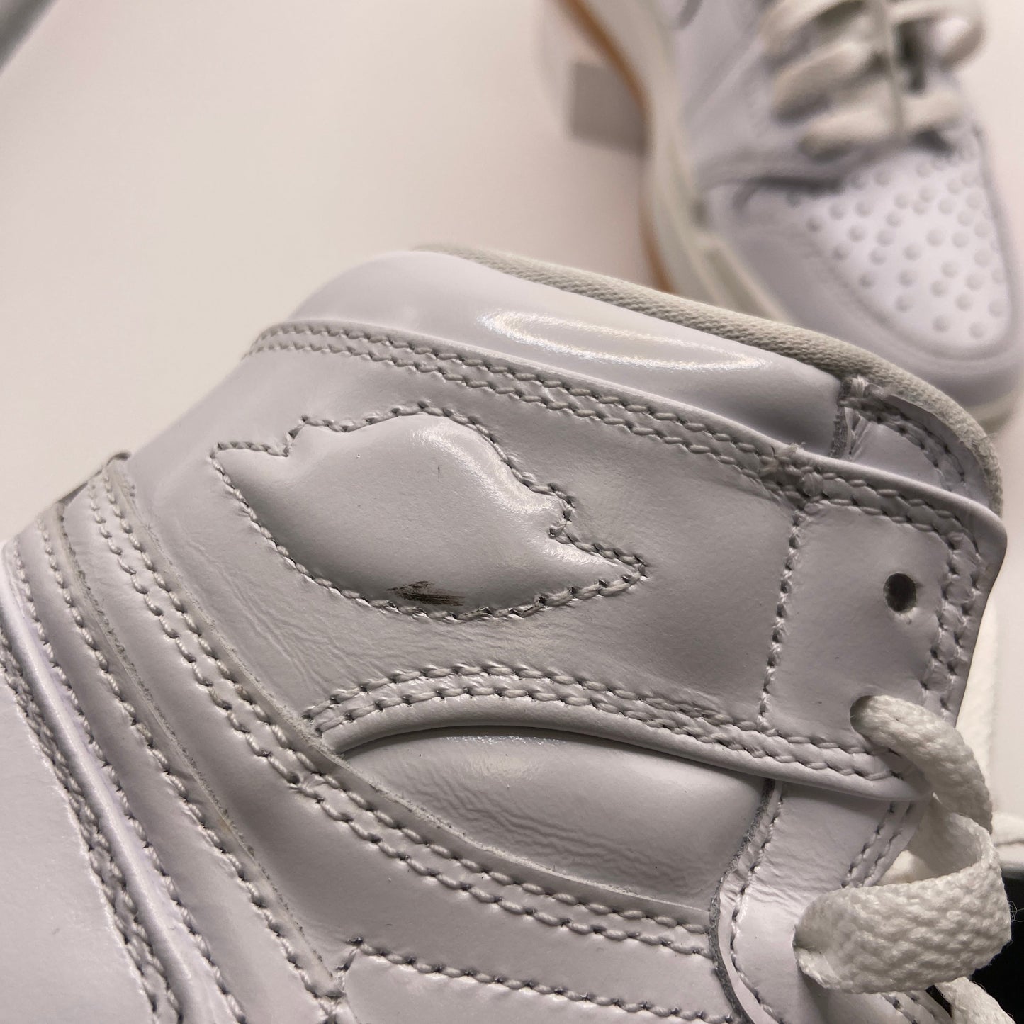 Shoes Athletic By Nike In White, Size: 7