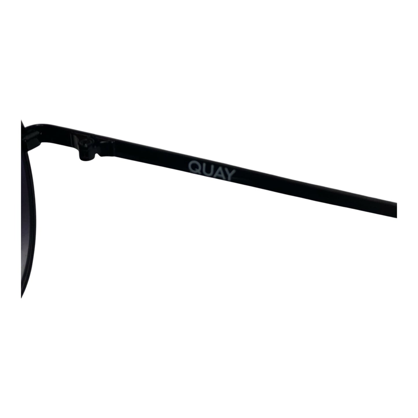 Sunglasses By Quay, Size: