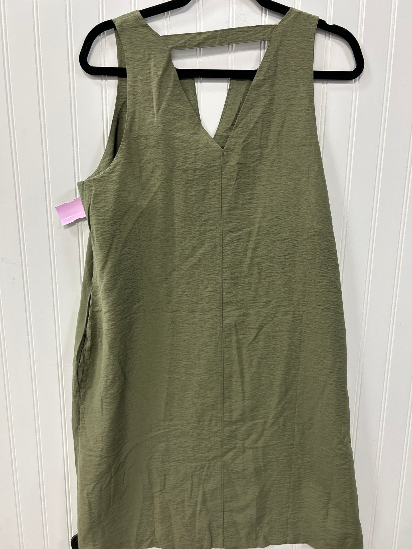 Dress Casual Short By Banana Republic In Green, Size:L