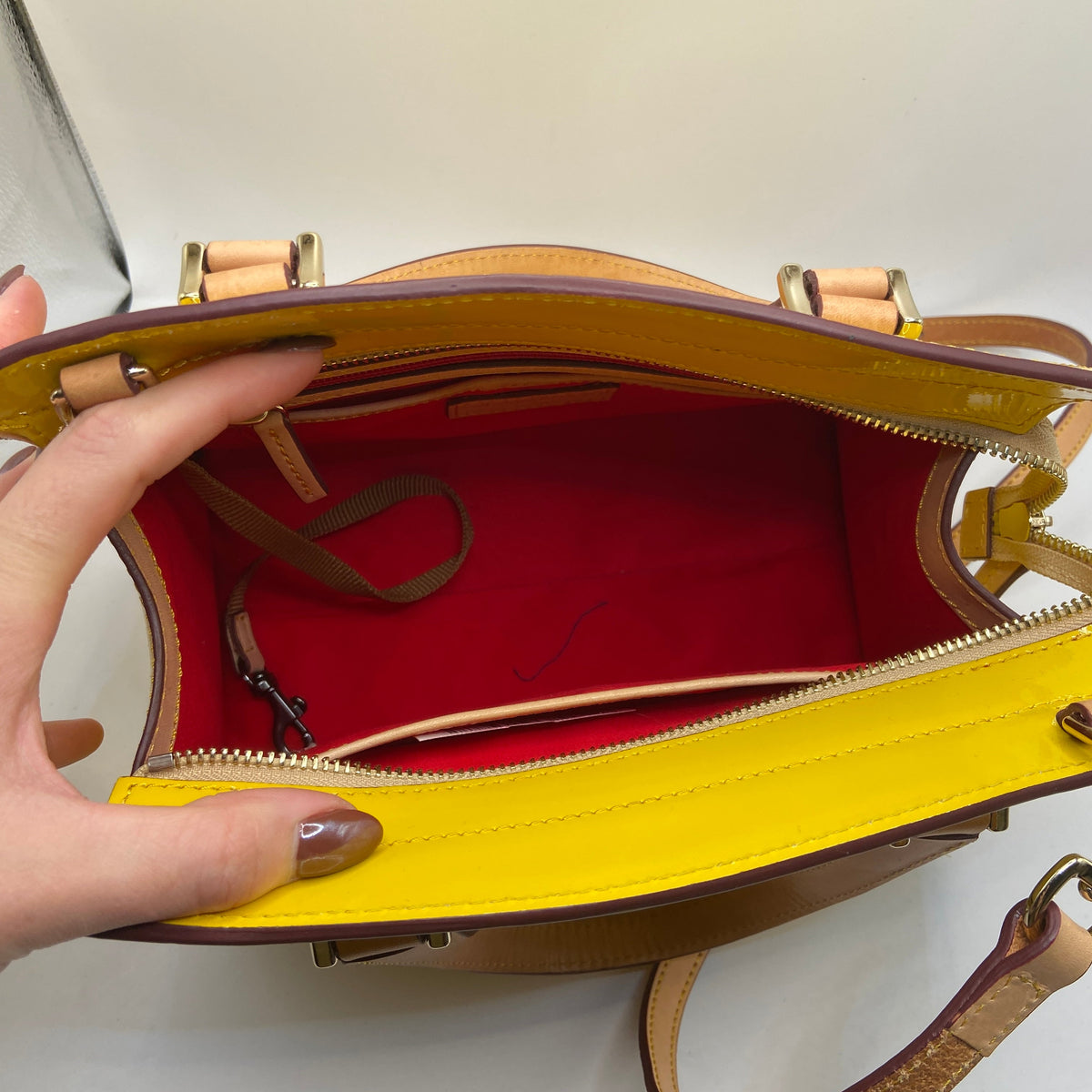 Handbag Designer By Dooney And Bourke, Size: Medium