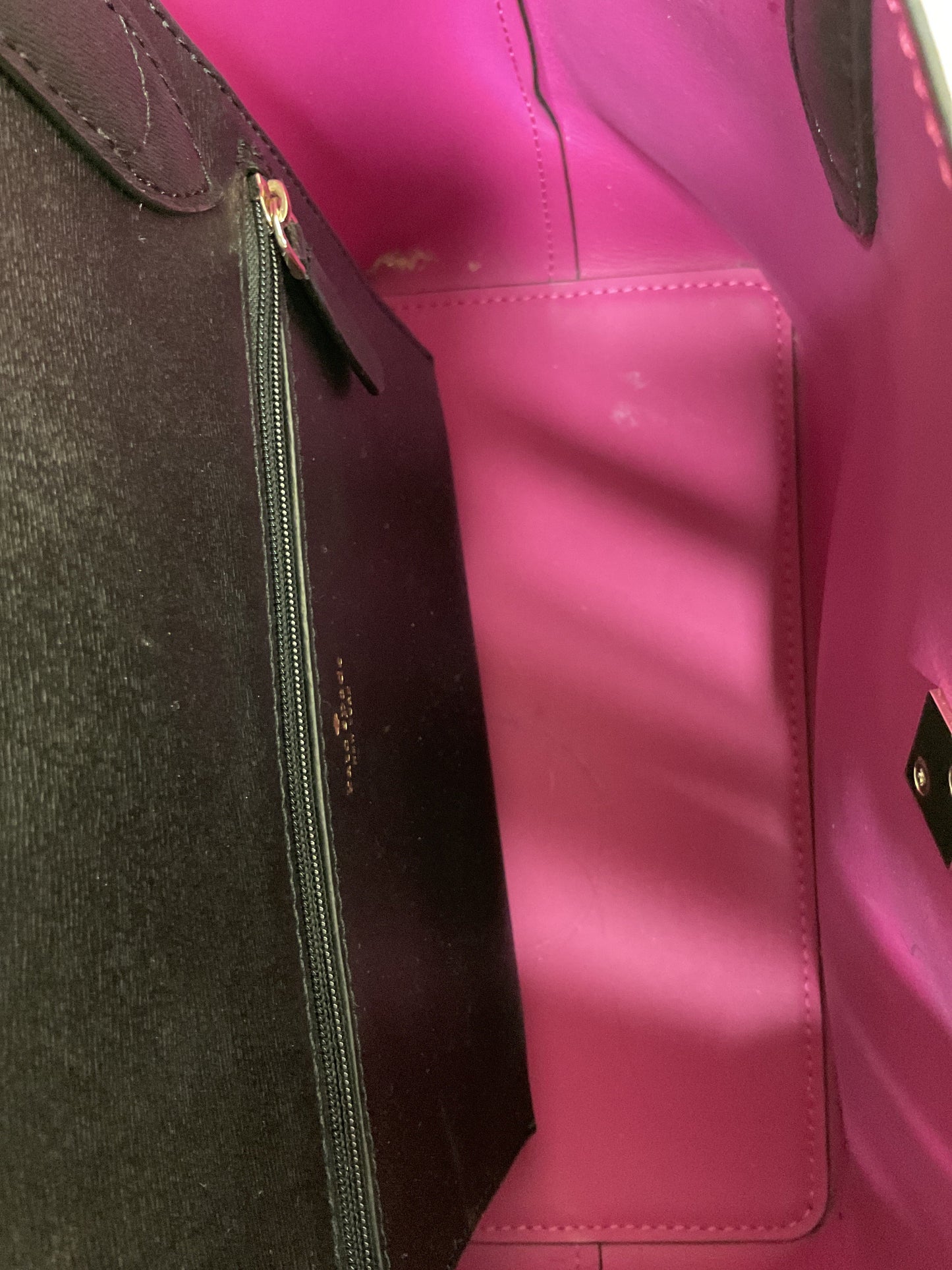 Handbag Designer By Kate Spade In Black, Size:Medium