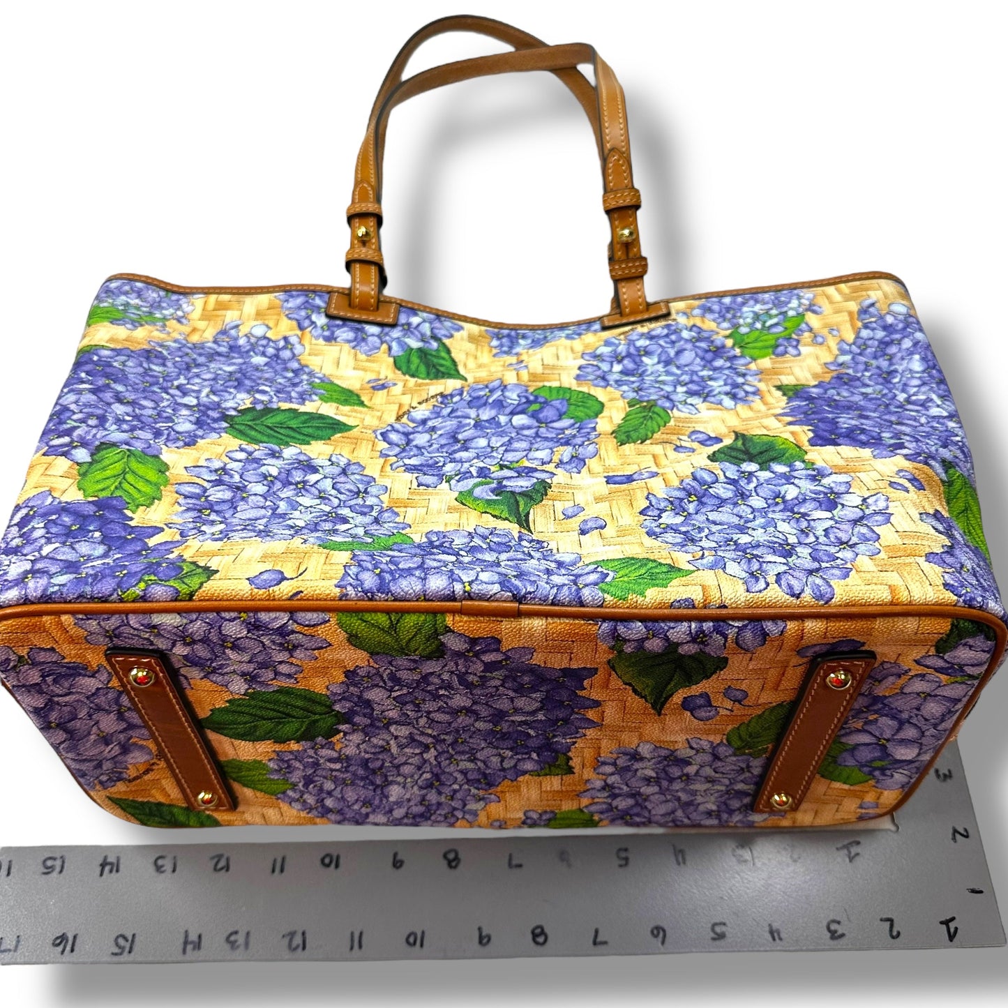 Handbag tote Designer By Dooney And Bourke, Size: Large