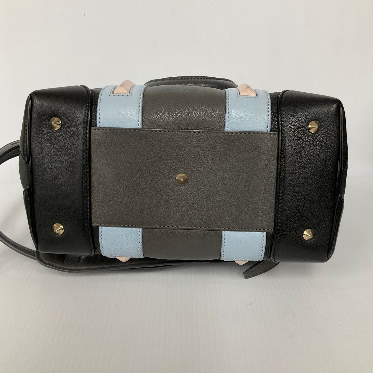 Handbag Luxury Designer By Givenchy, Size: Medium
