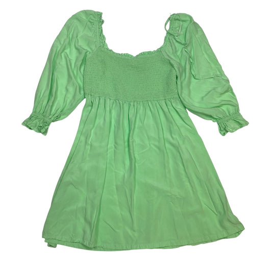 Dress Casual Short By Crown And Ivy In Green, Size:M