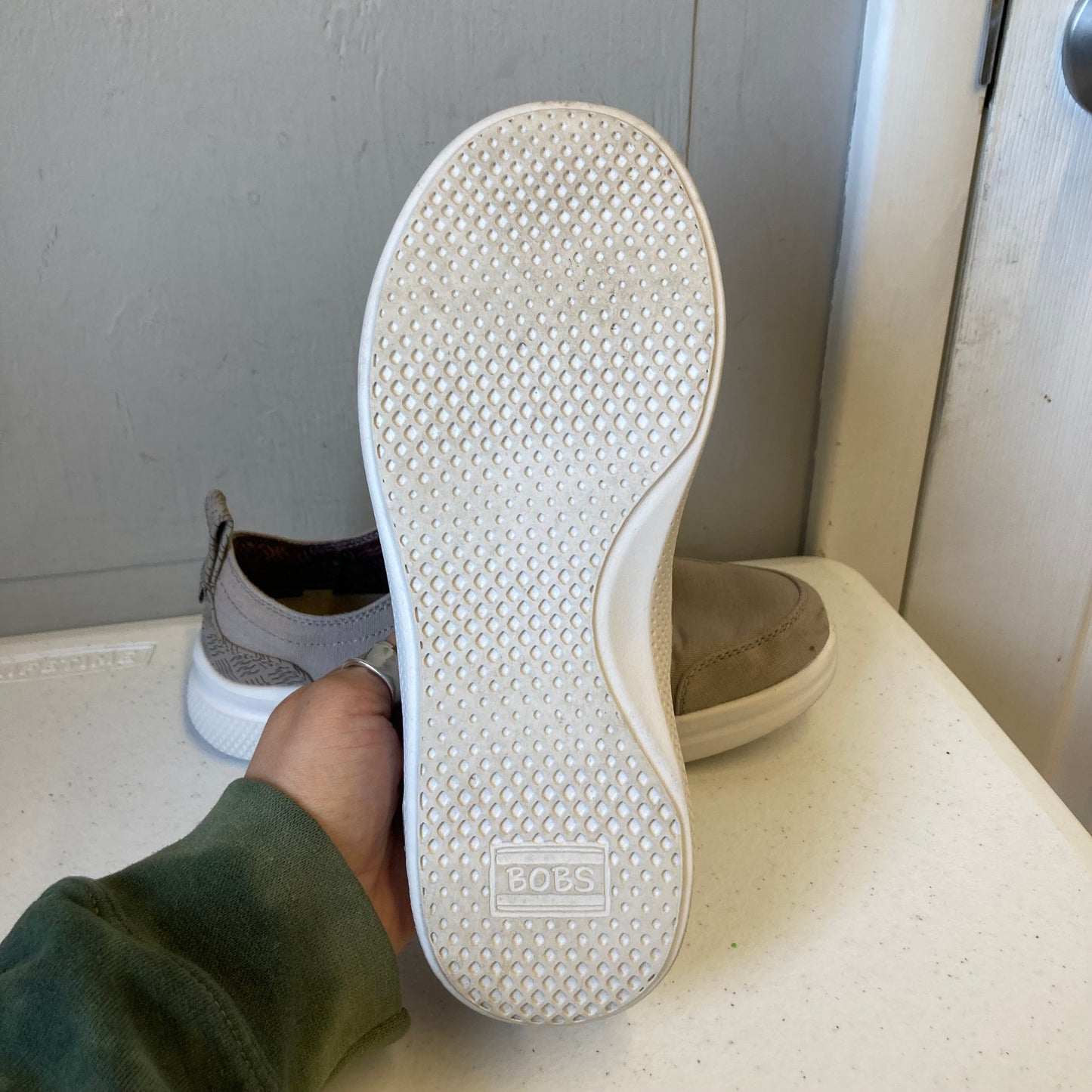 Shoes Sneakers By Bobs In Tan & White, Size:6
