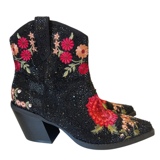 Boots Ankle Heels By Inc In Black & Red, Size:8.5