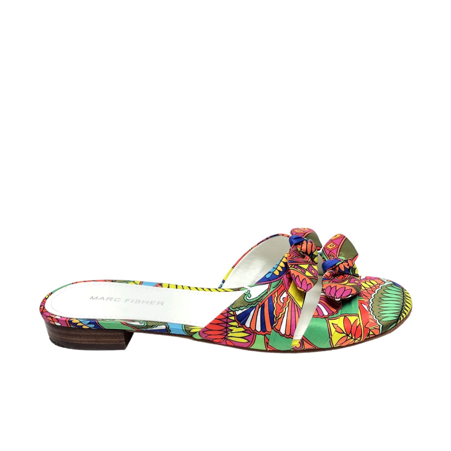 Multi-colored Sandals Flats Marc Fisher, Size 7.5