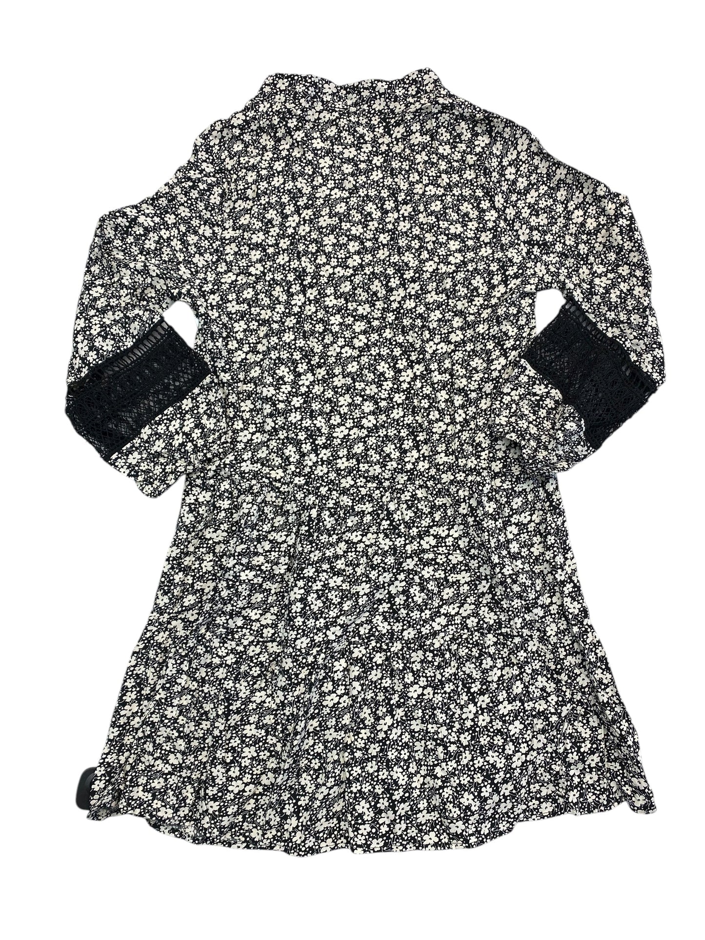 Dress Casual Midi By Cmc In Black & White, Size:M