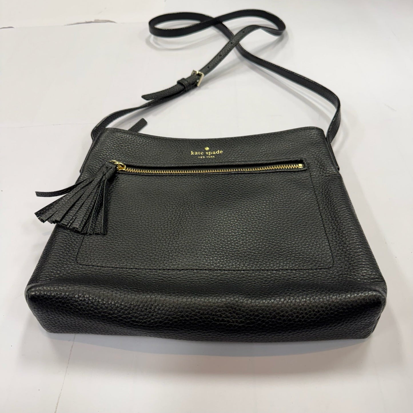 Crossbody Designer By Kate Spade, Size: Medium